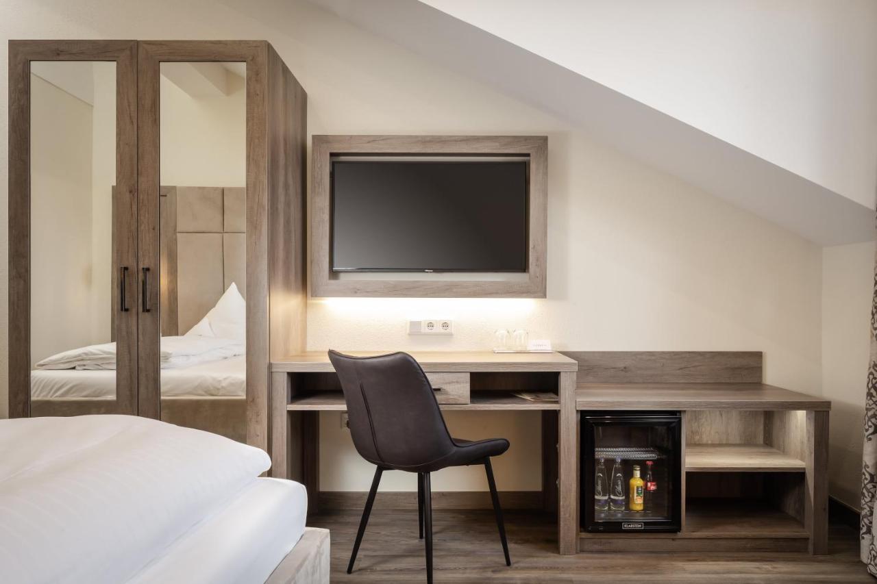 Hotel-Gasthof Hoettl ديغندورف المظهر الخارجي الصورة