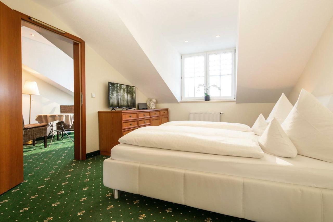 Hotel-Gasthof Hoettl ديغندورف المظهر الخارجي الصورة